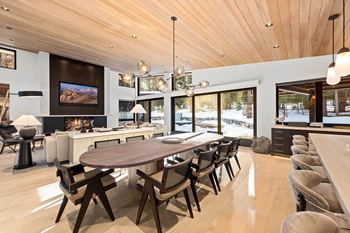 Lahontan 104 — image 7