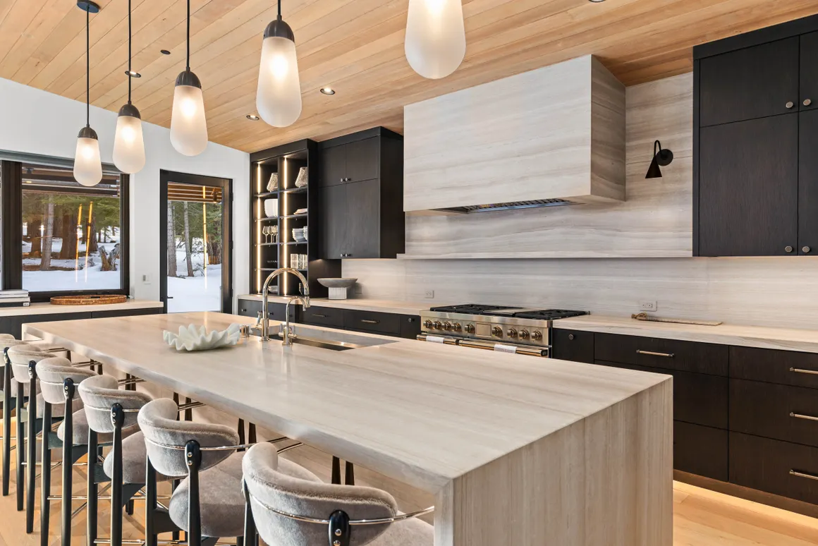 Lahontan 104 — image 6