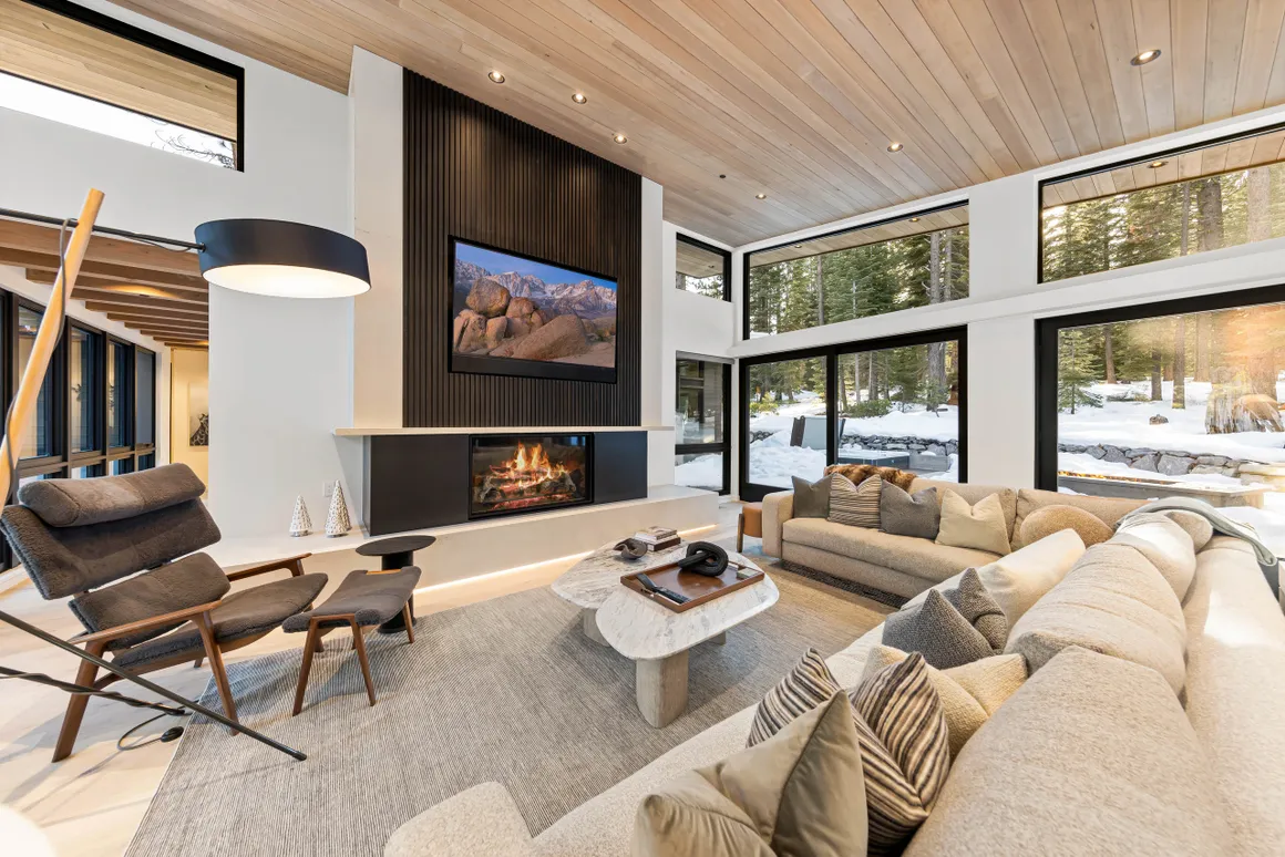 Lahontan 207 — image 3