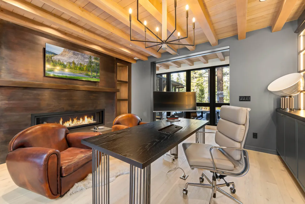 Lahontan 104 — image 14