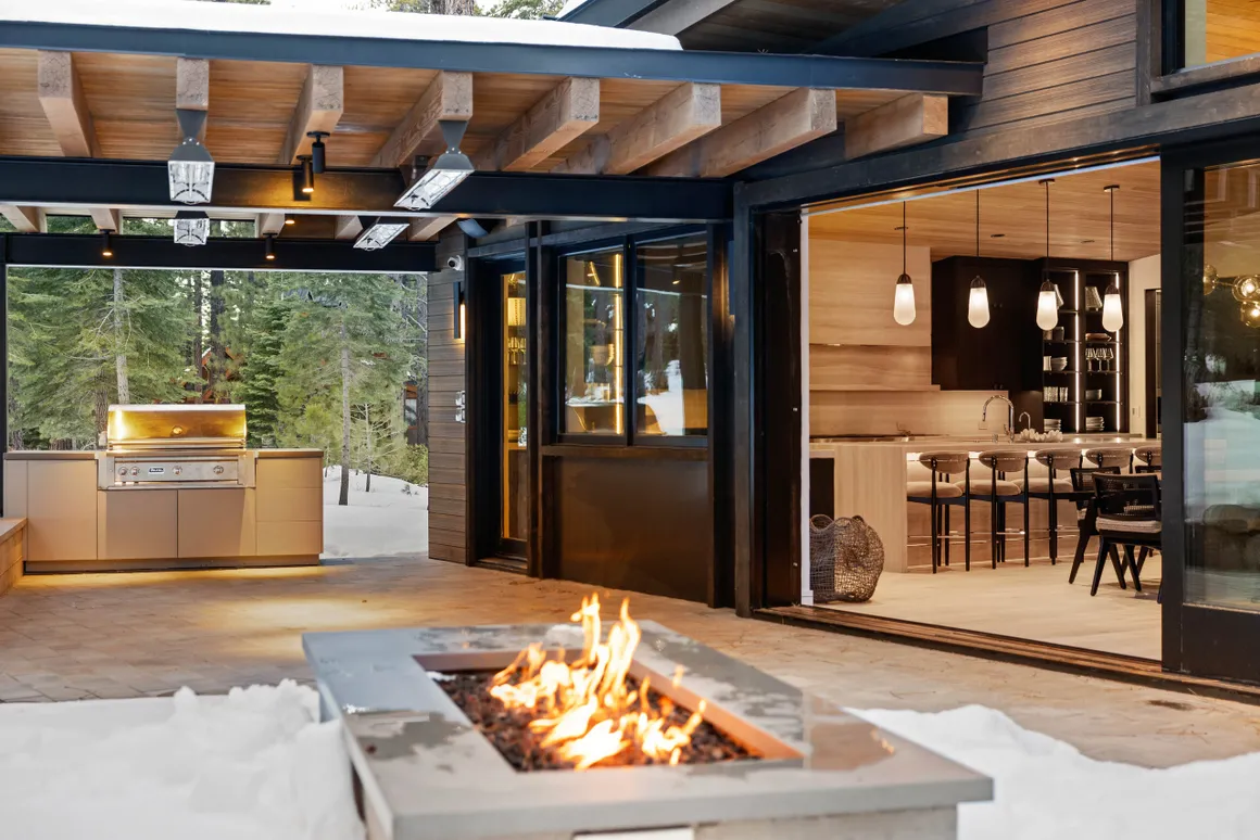 Lahontan 207 — image 7