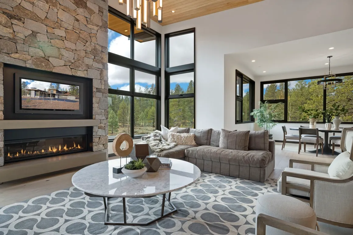 Prado Vista — image 7