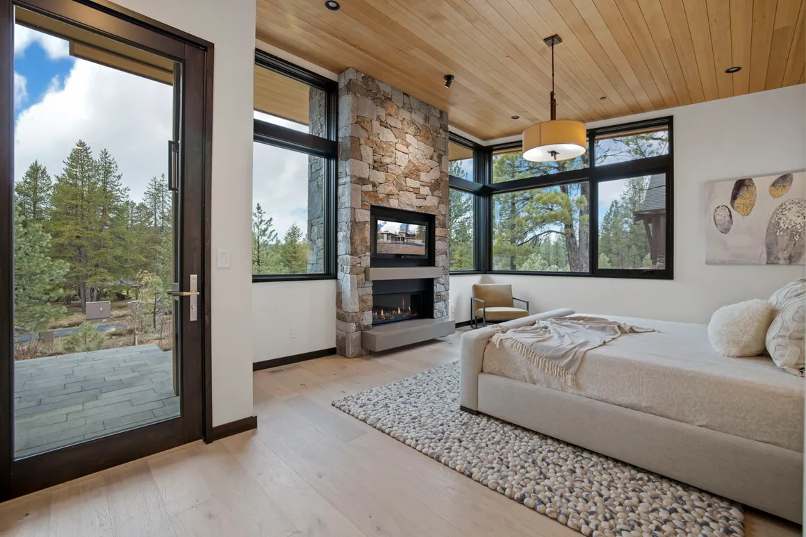 Prado Vista — image 18