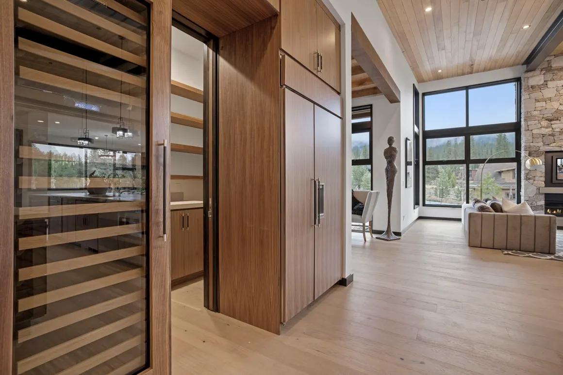 Prado Vista — image 23