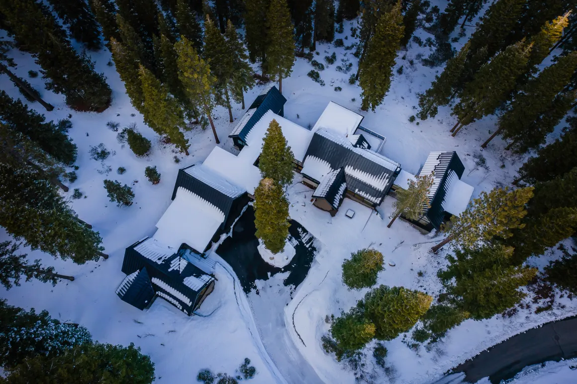 Martis Glen — exterior